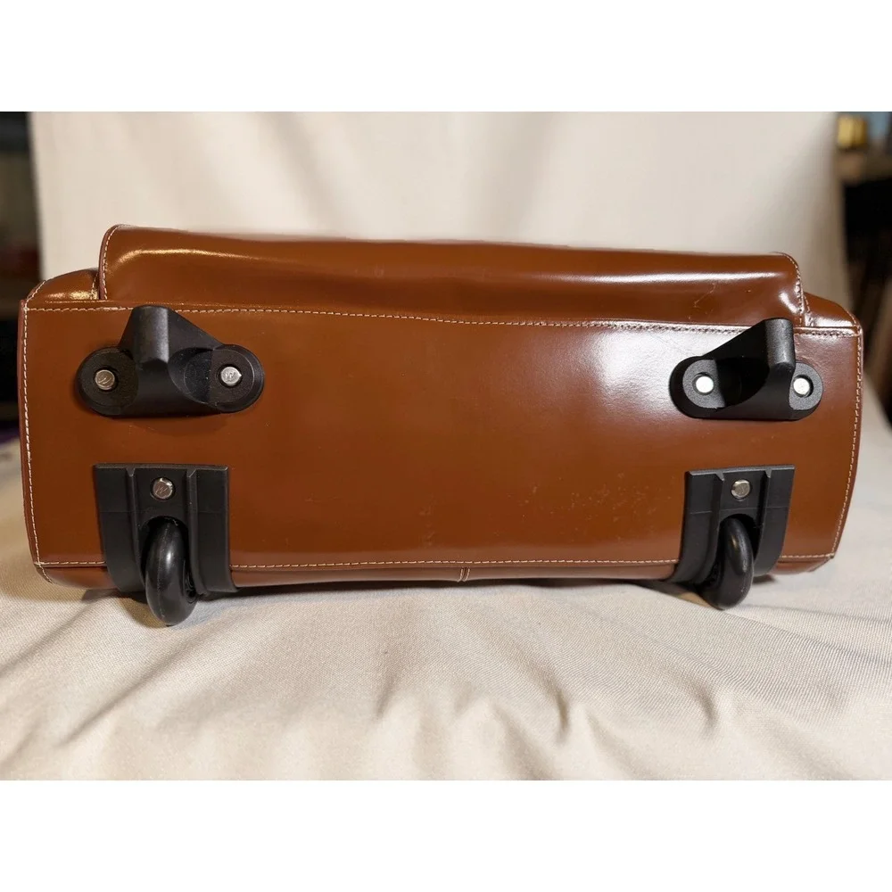 McKlein Edgebrook Brown Leather 15.6 Wheeled Ladies Laptop Case Briefcase 96314
